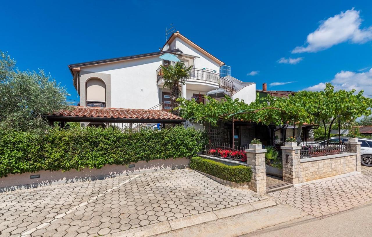 Apartment Vilma Фунтана Екстериор снимка